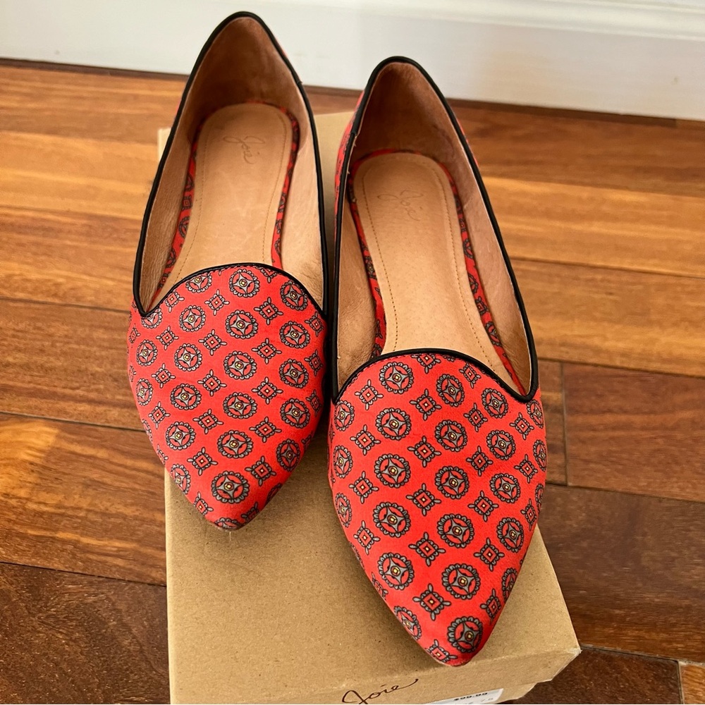 Joie Daydreaming Print Red / Orange Loafers Size 37.5 - Picture 3 of 9